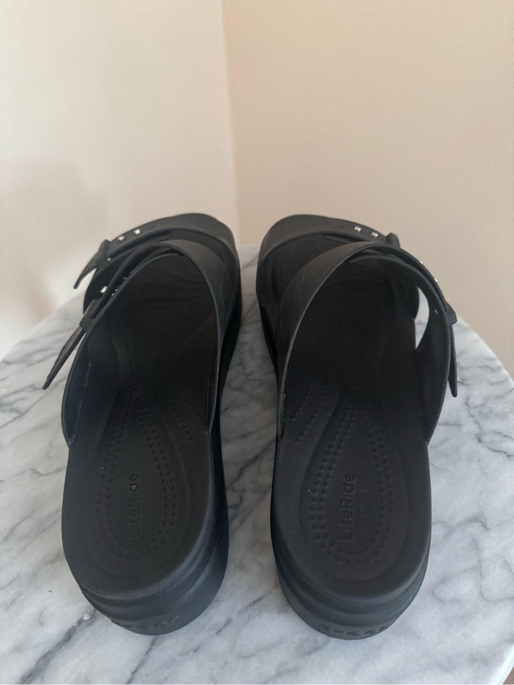 Crocs Brooklyn Buckle Low Wedge Sandal Women’s Size 10 Black LiteRide Comfort - Picture 5 of 8